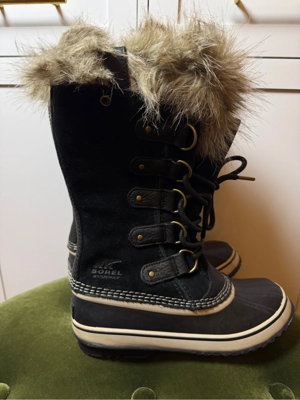 Sorel Joan of Arctic Waterproof Boots Black Faux Fur NL2429-010 Women’s 7